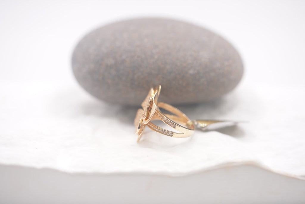 14k Women’s Ring - Butterfly Whispers