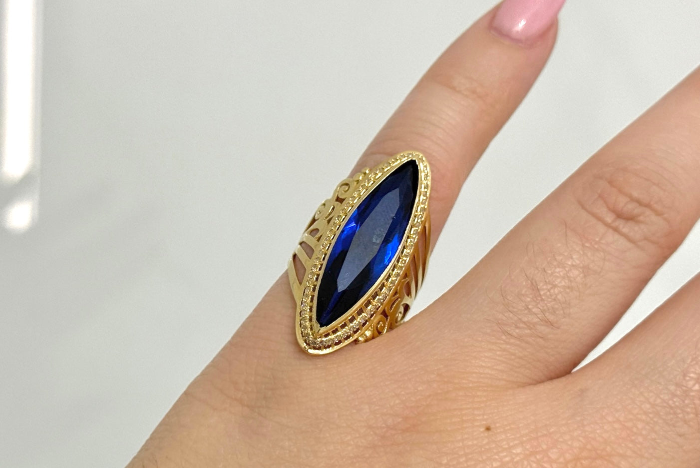 Stone Ring - Timeless Royalty