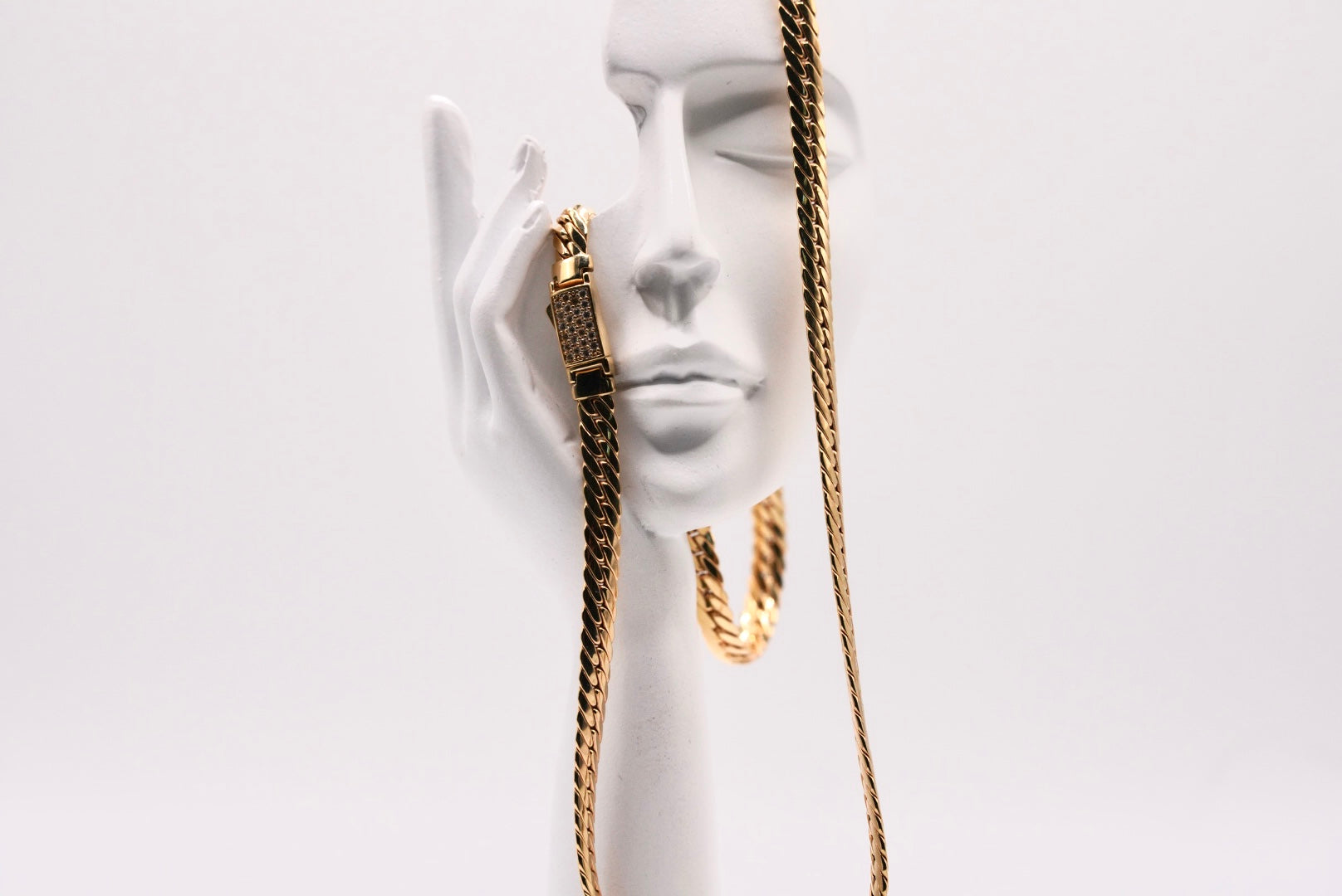 14k Cuban Link - Queen’s Touch