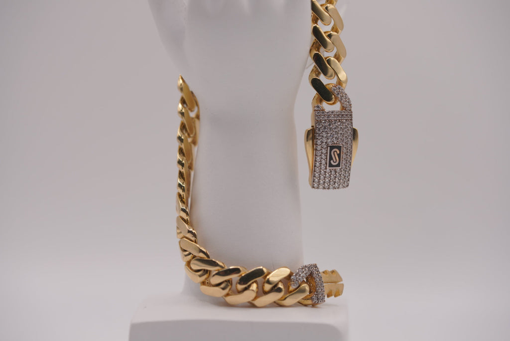 10k Monaco Bracelet - Timeless Elegance