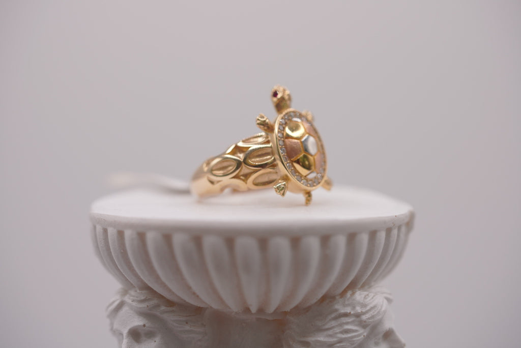 10k Tri-Tone Gold Turtle Ring with Pavé Accent
