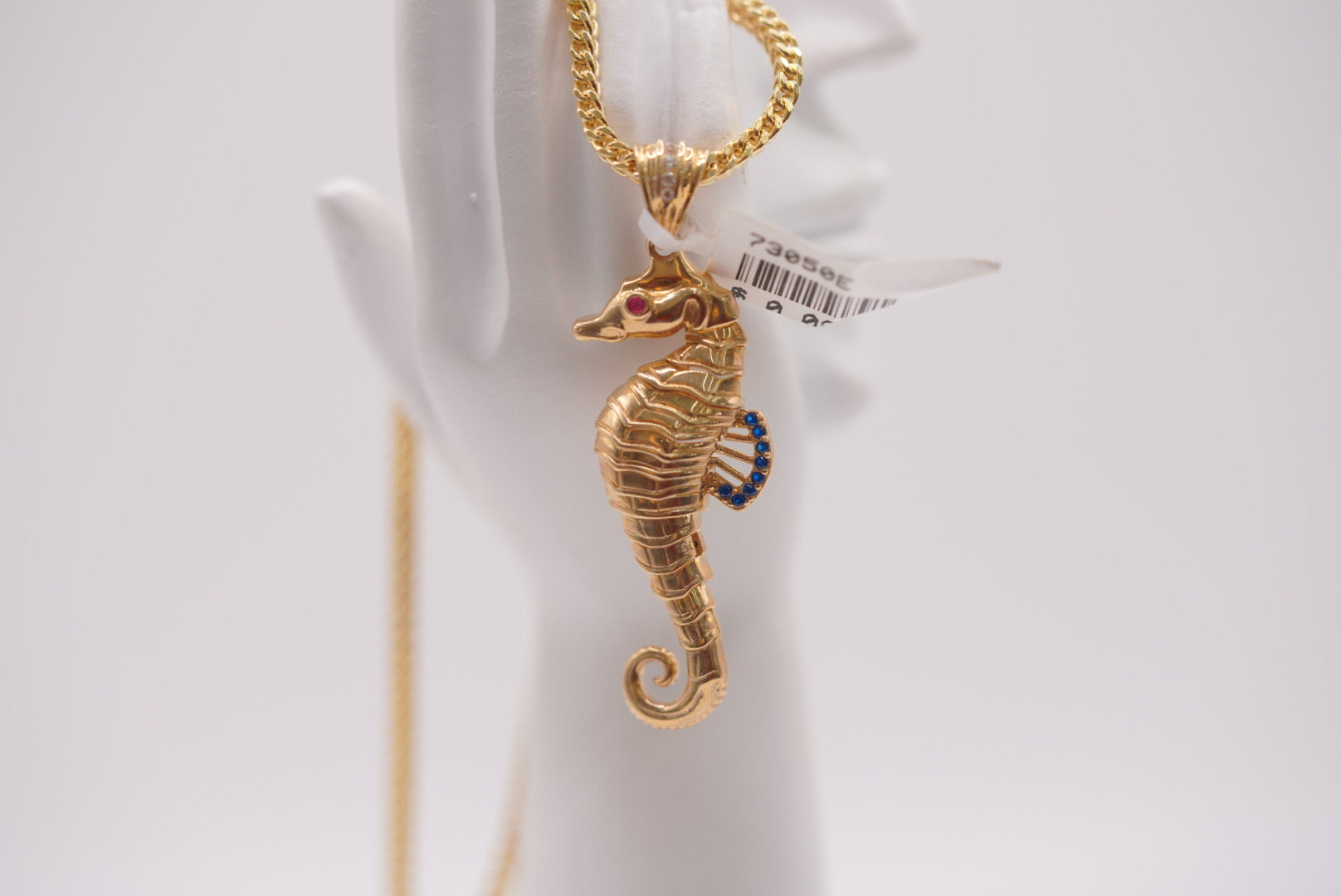 14K Gold Seahorse Pendant