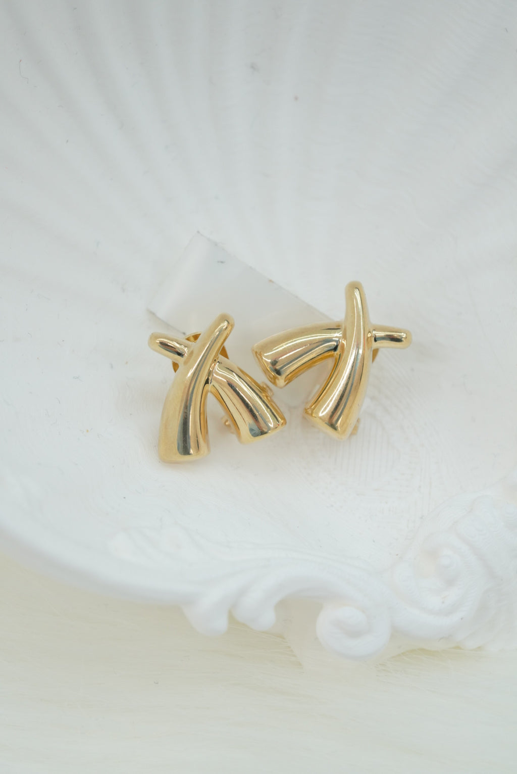 10k Gold Earrings - X Shaped